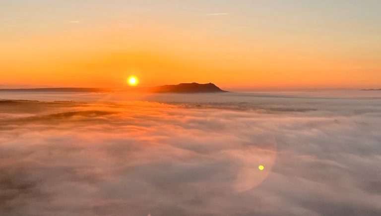 Vuela en globo sobre el Empordà al amanecer